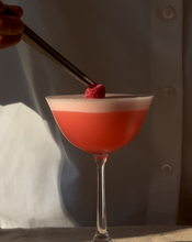 Cocktail Clover Club sans alcool rose framboise coco