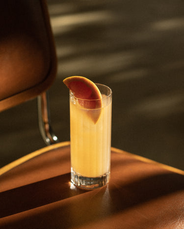 Recette de variante Paloma sans alcool rose cocktails sans alcool soda au pamplemousse citron vert sirop d'agave glaçons goût tequila blanche pétillant mezcal